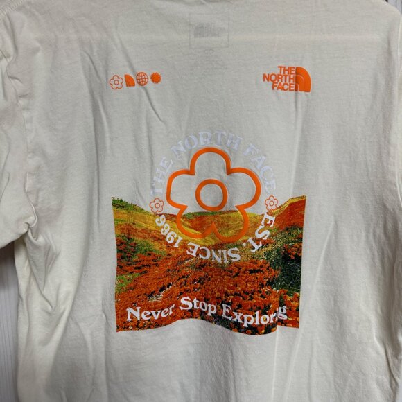 The North Face Women’s Strange Colorful World Tee Medium Ivory EUC - Picture 4 of 9